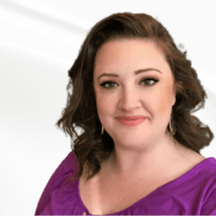 Elizabeth Lowder Headshot