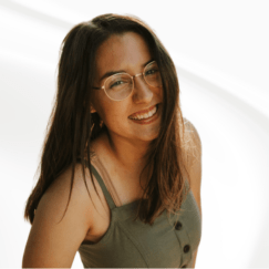 Ana Lauran Headshot