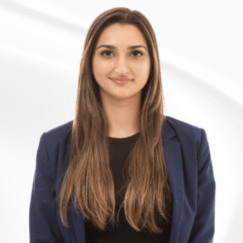 Alina Spelciuc headshot